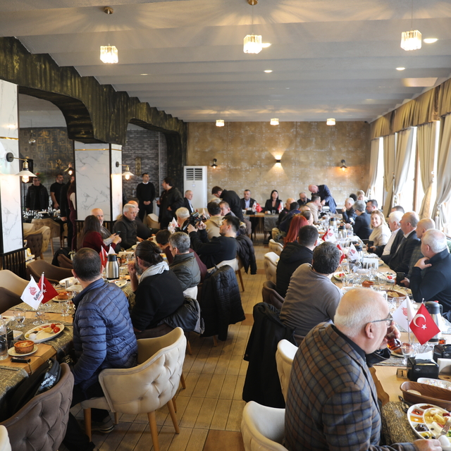 Edirne Belediye Başkanı Akın, 10 Ocak Çalışan Gazeteciler Günü'nü kutladı