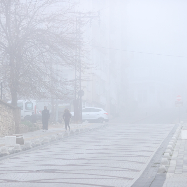 Kırklareli'nde yoğun sis etkili oldu