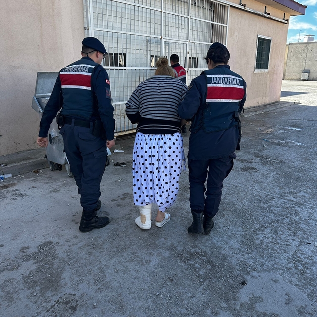 Kayseri'de 26 yıl 6 ay kesinleşmiş hapis cezası bulunan firari hükümlü yaka...