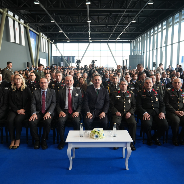 Yerli motorlu taktik tekerlekli 100 zırhlı araç, TSK ve jandarmaya teslim e...