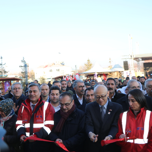 Van'da Atsushi Miyazaki'nin ismini verildİği AKOM merkezi hizmete açıldı