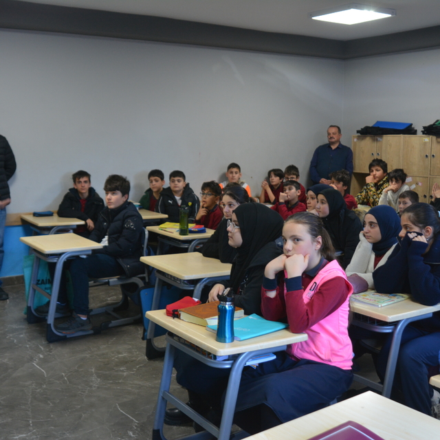 Çaykara'da akademisyen ve öğrenci buluşmaları devam ediyor