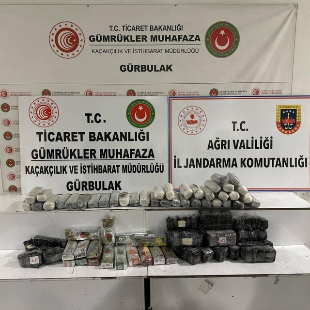 Gürbulak Gümrük Kapısı'nda 18 kilo 730 gram esrar ele geçirildi