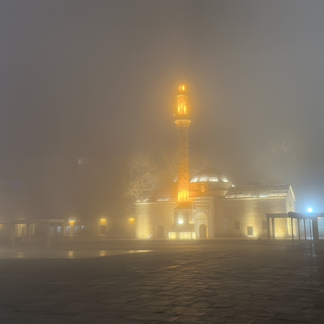 Kırşehir'de sis etkili oldu