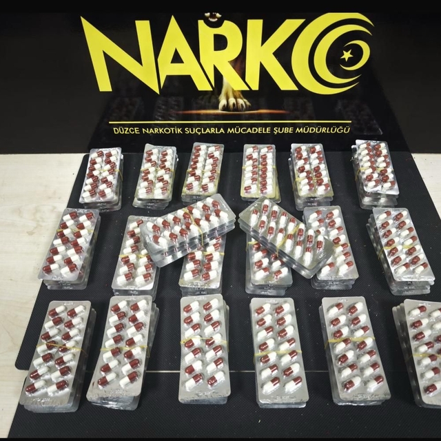 Düzce'de uyuşturucu operasyonlarında 3 kişi tutuklandı