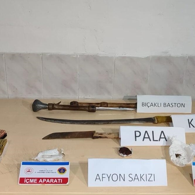 Samsun'da uyuşturucu operasyonunda 2 kişi yakalandı