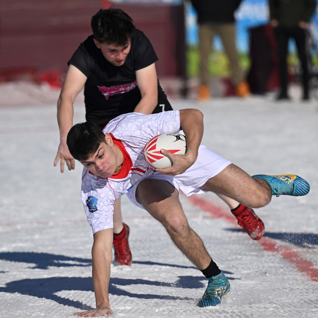 Erciyes Kar Ragbi Türkiye Şampiyonası başladı