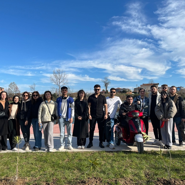 OMÜ öğrencileri Cumhuriyet'in 101. yılında 101 fidan dikti