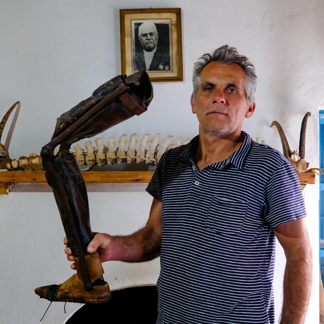 Tarihi ahşap protez bacağın müzede sergilenmesini istiyor