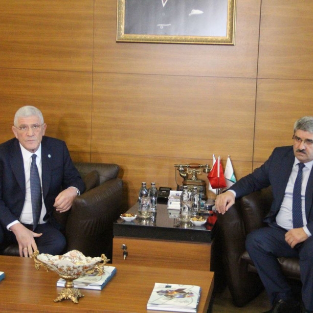 Dervişoğlu: 2 dil, 2 bayrak, 2 devlet istenirse biz de üzerimize düşeni yap...