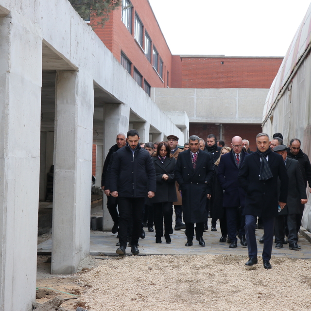 CHP'li 21 milletvekilinden oluşan çalışma grubu Elazığ'da ziyaretlerde bulu...