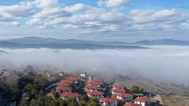 Kastamonu'da etkili olan sis dronla görüntülendi