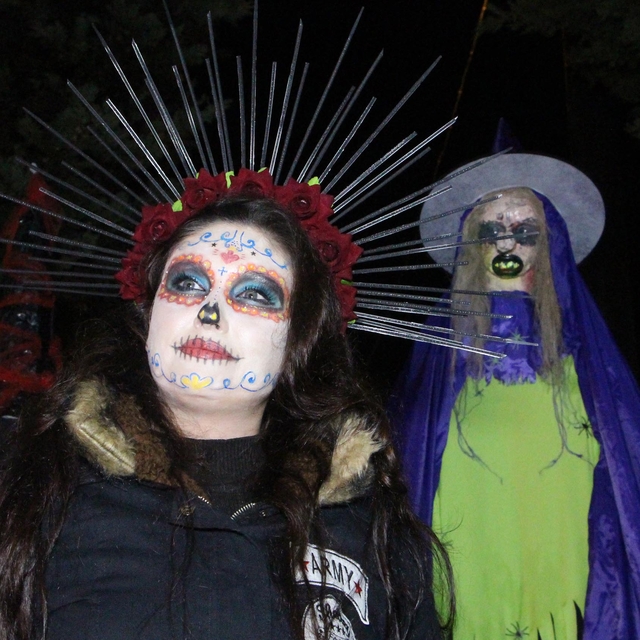 Bin yıllık Balkan geleneği 'Koleda', renkli görüntülerle kutlandı