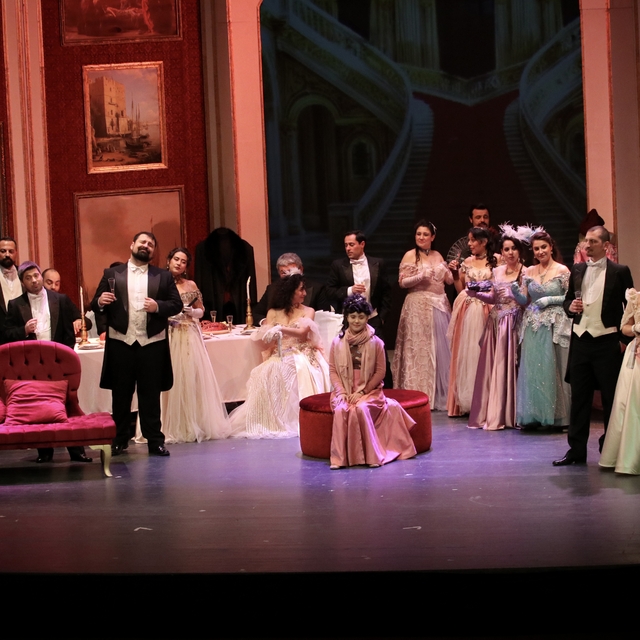 SAMDOB "La Traviata" operasını sanatseverlerle buluşturdu