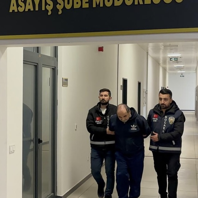 GÜNCELLEME - Kocaeli'de bir kişi karısını tüfekle öldürdü