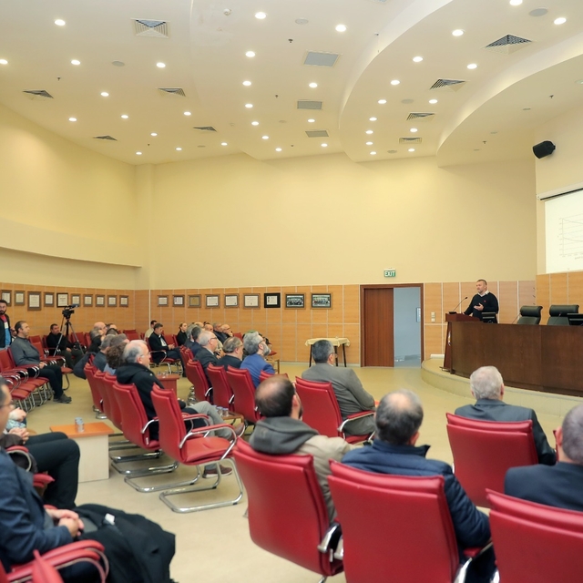 TÜ'de Tarımda Yapay Zeka Kullanımı Konferansı düzenlendi