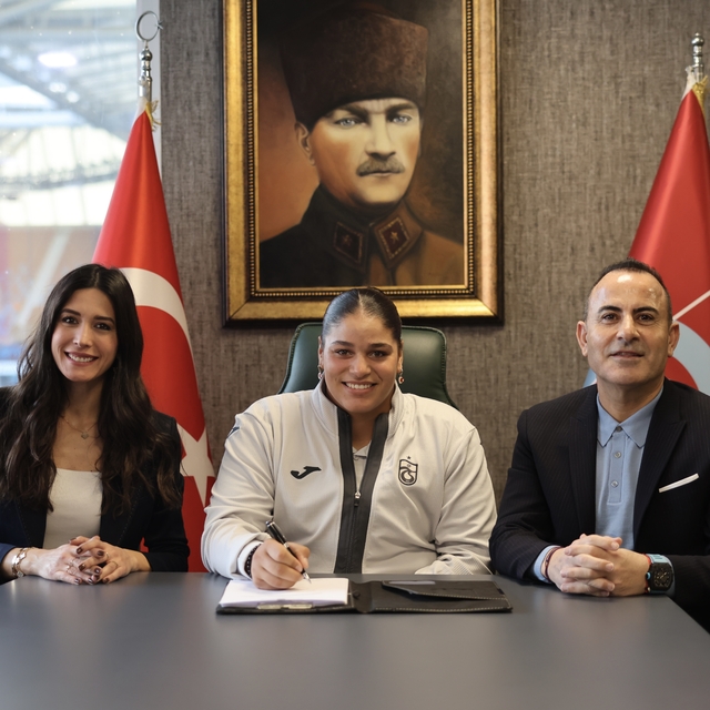 Trabzonspor Kulübü, milli boksör Havvanur Kethüda'yı renklerine bağladı