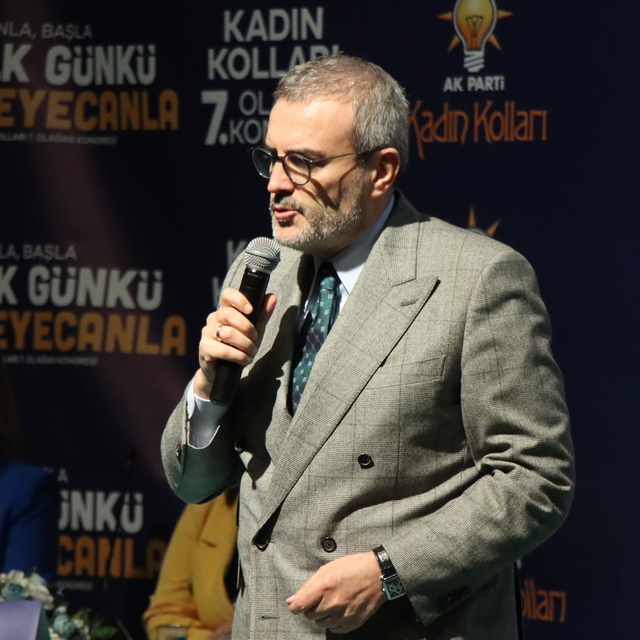 AK Parti MKYK Üyesi Ünal, Kırklareli İl Kadın Kolları Kongresi'nde konuştu: