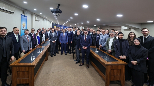 AK Parti İl Başkanı Tever'den Bakan Kacır'a teşekkür