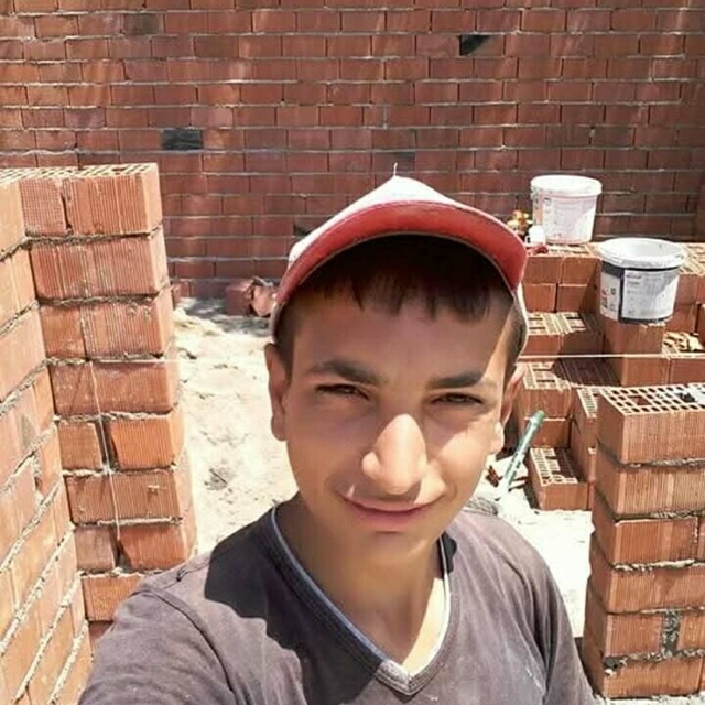 Hastaneler arası nakli sağlayamadıkları gerekçesiyle iki doktora 'taksirle...