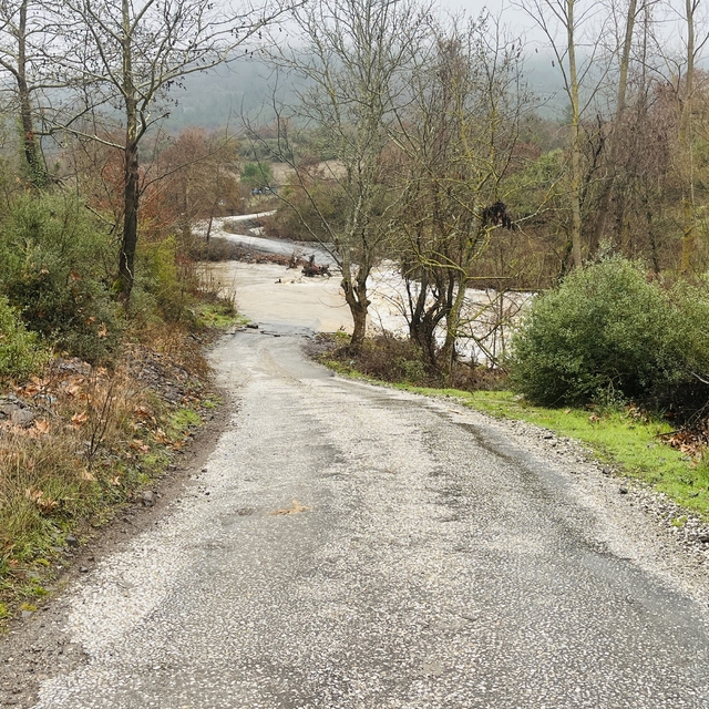 Çanakkale'de Kocabaş Çayı'nın debisi yükseldi
