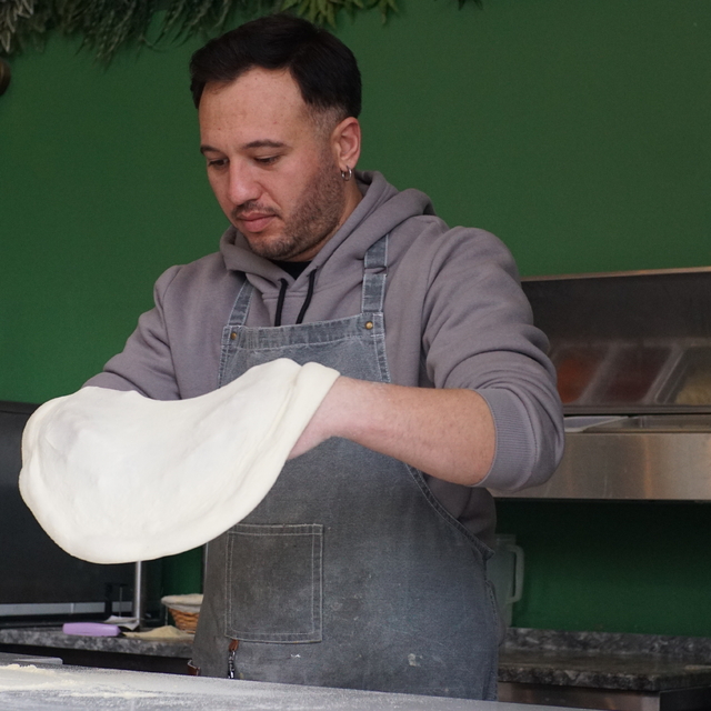 Çanakkale'nin yöresel lezzetleriyle hazırlanan pizza Avrupa'da altın madaly...