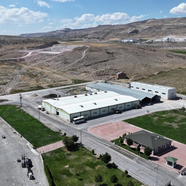 Kayseri'de çiftçilerin ürünleri devlet desteğiyle açılan tesiste ekonomiye...