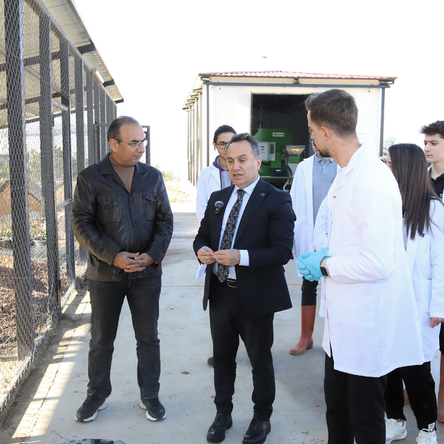 TOGÜ Rektörü Yılmaz, kompost üretim tesisini ziyaret etti