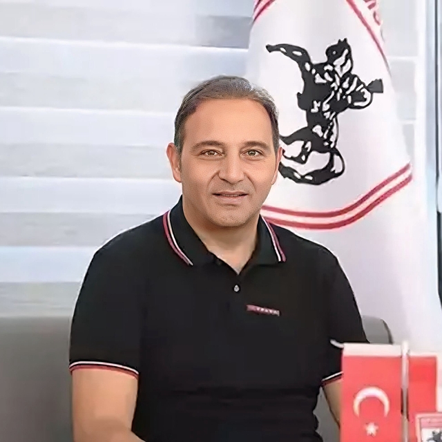 Samsunspor Futbol Direktörü Çapa: Gelecek sezon için her mevkiye 4-5 oyuncu...