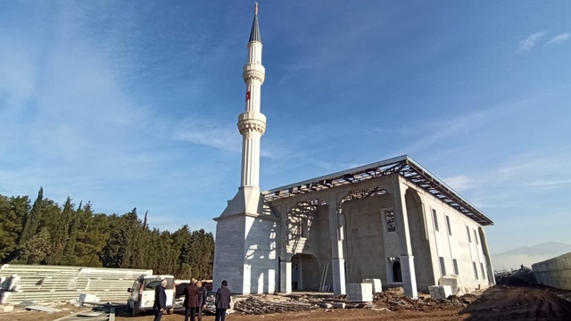 Osmaniye'de inşa edilen Cebelibereket Şehitlik Camisi mayısta ibadete açılacak