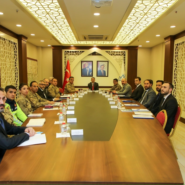Hakkari'de asayiş toplantısı yapıldı