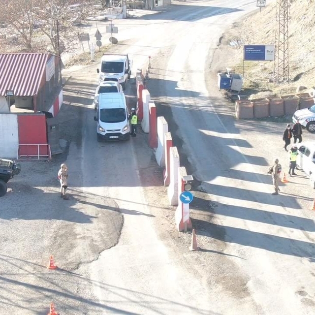 Şırnak'ta dron destekli trafik denetimi yapıldı