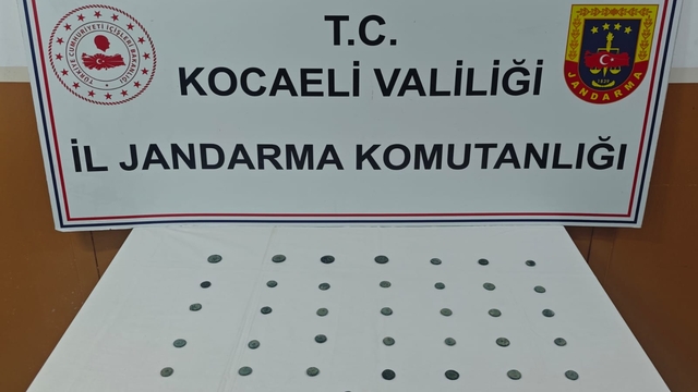 Kocaeli'de 36 sikke ele geçirildi