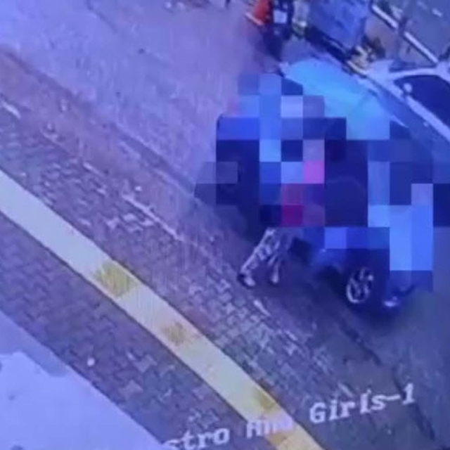 15 yaşında çocuk, Tapu Müdürlüğü'nde dünyaya getirdiği bebeği klozete attı