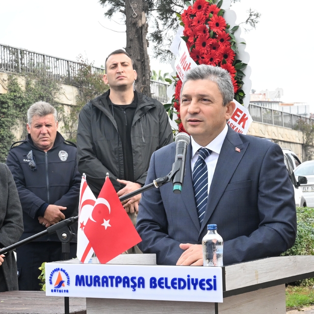 KKTC'nin bağımsızlık liderleri Denktaş ve Küçük Antalya'da anıldı