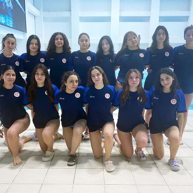 Antalyaspor U20 Kadın Sutopu Takımı play-off'a namağlup gidiyor