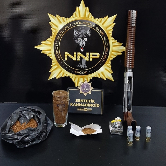 Niğde'de uyuşturucu operasyonlarında yakalanan 8 zanlıdan 7'si tutuklandı