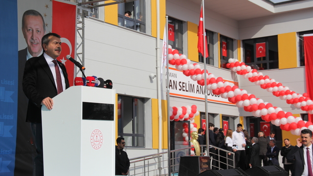 Milli Eğitim Bakanı Tekin, Adıyaman'da konuştu: