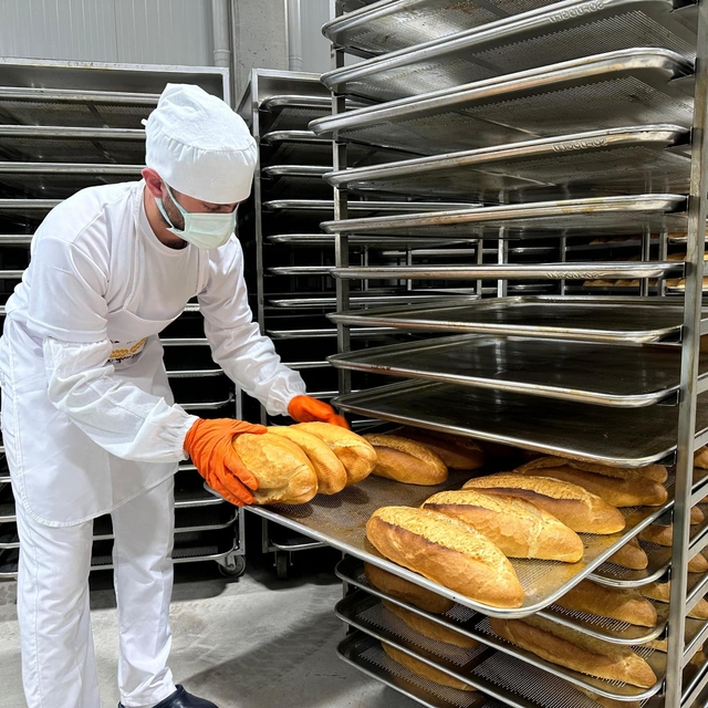 Beyşehir'de Halk Ekmek Fabrikası hizmete girdi