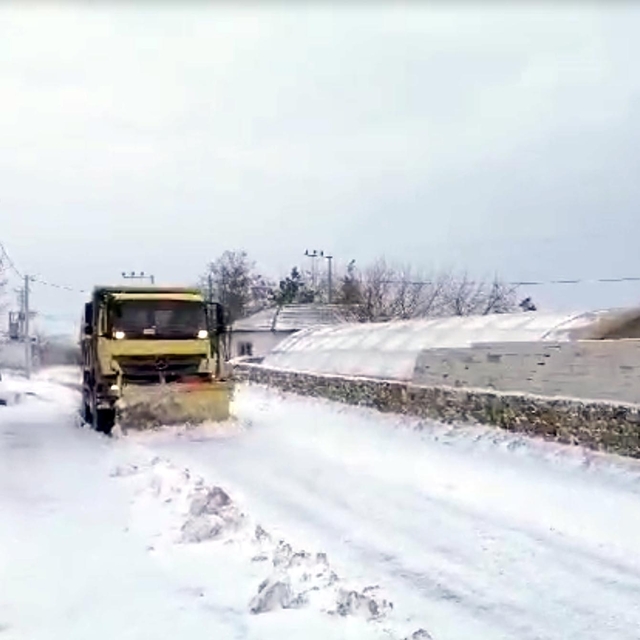 Edirne ve Kırklareli'nin yüksek kesimlerinde kar yağışı (2)