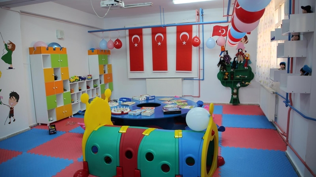 Şırnak'ta şehit bebek ve çocuklar anısına kütüphane kuruldu