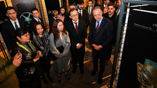 Çin'deki antik kentten çıkarılan kültürel kalıntıların fotoğrafları Ankara'da sergileniyor