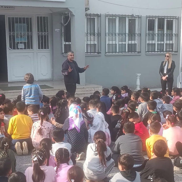 İskenderun'da ilkokulda yangın tatbikatı yapıldı