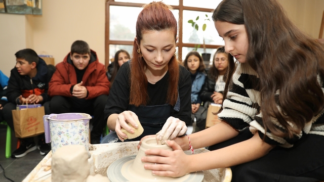 Samsun'da çocuklar sanat dallarıyla tanıştırılıyor