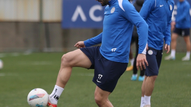 Çaykur Rizesporlu futbolcu Ghezzal, Başakşehir maçı öncesi değerlendirmede bulundu: