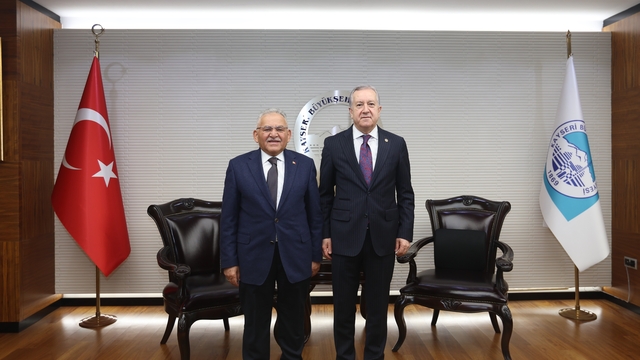 MHP Genel Başkan Yardımcısı Durmaz, Başkan Büyükkılıç'ı ziyaret etti