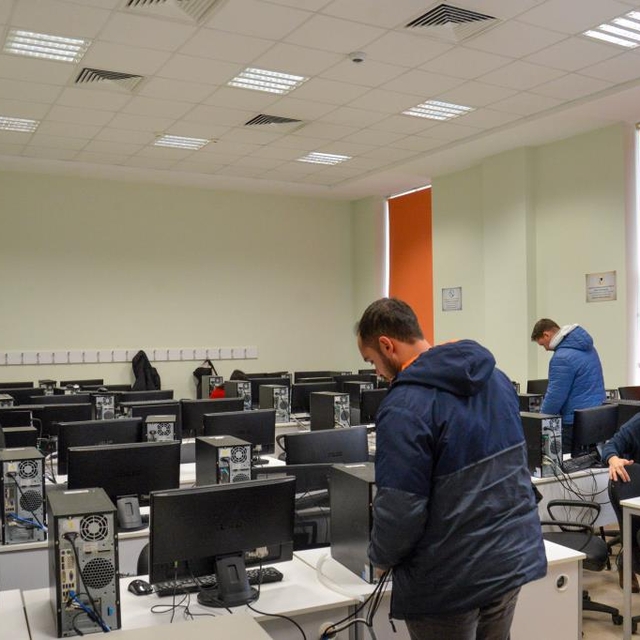 Bilecik Şeyh Edebali Üniversitesinin bilgisayar laboratuvarları yenilendi