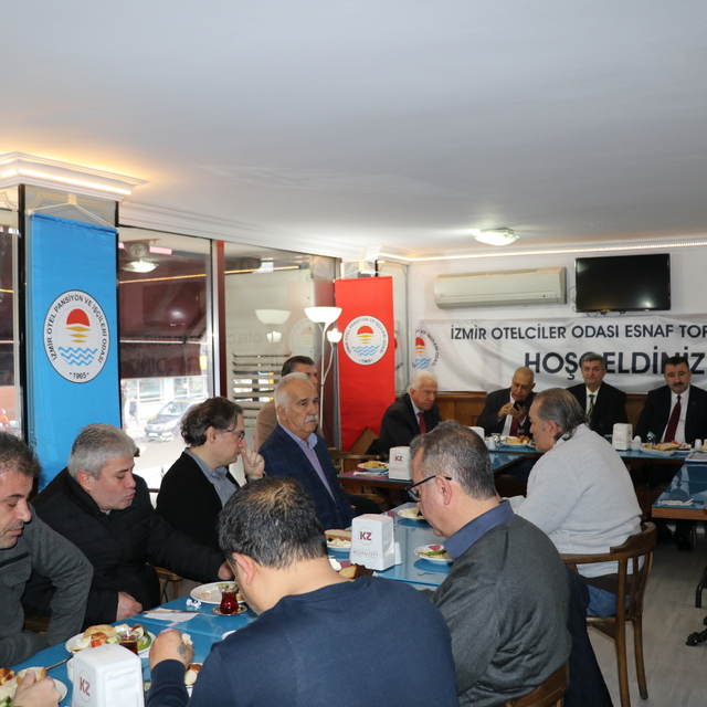 İzmir'de otelcilik sektörünün sorunları ele alındı