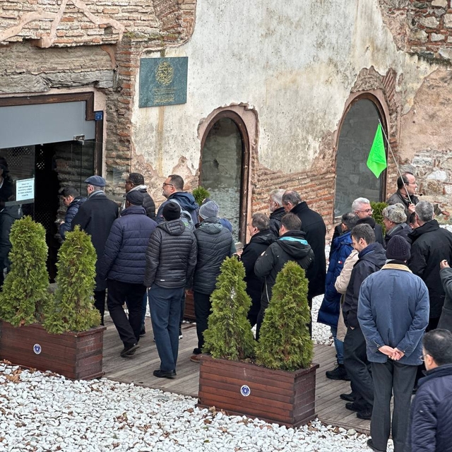 2 kardinal ve 102 papaz, İznik'i ziyaret etti