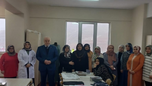 Çankırı Nurettin Ok Halk Eğitimi Merkezinde giyim üretim kursu devam ediyor